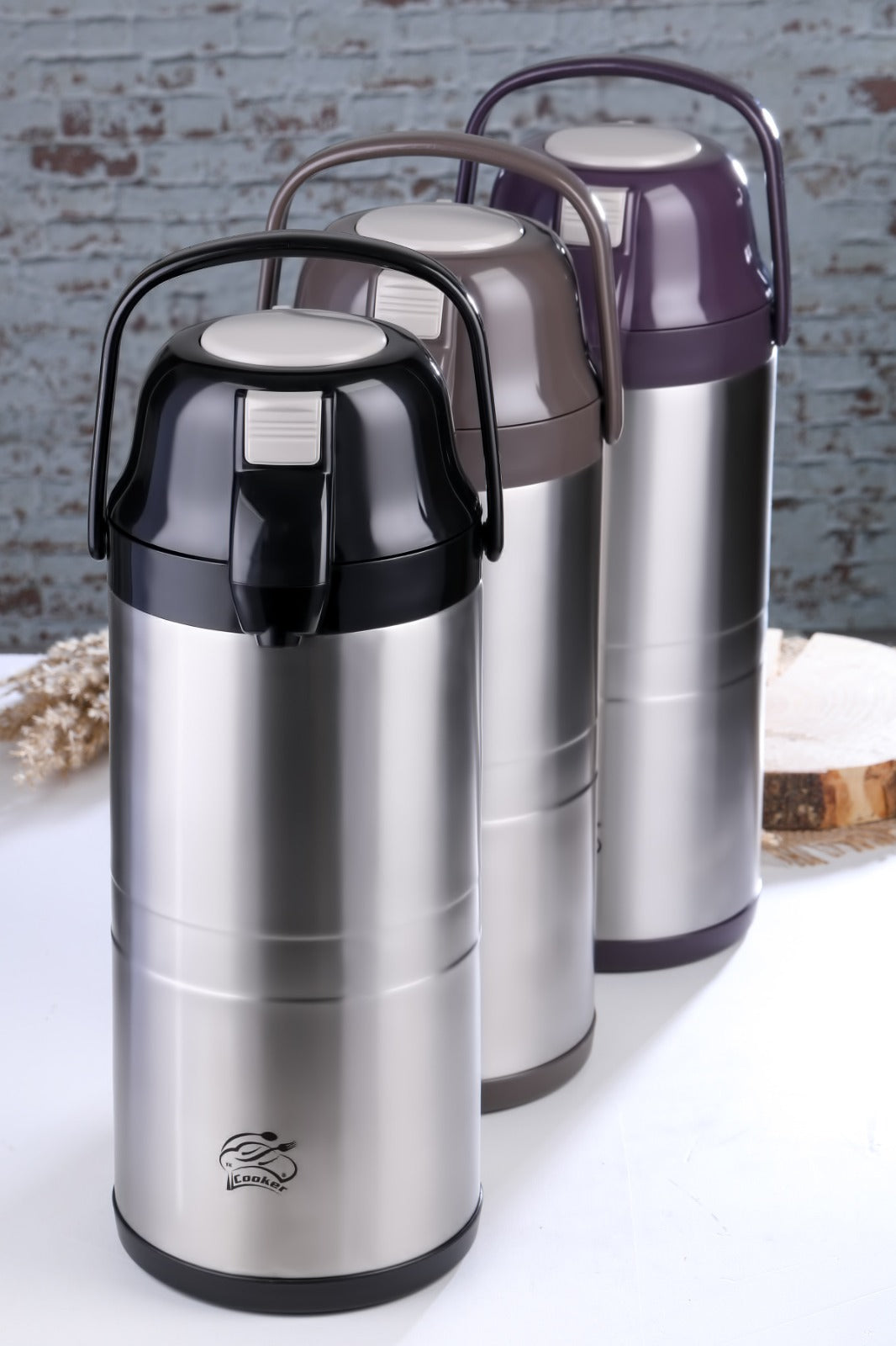 Pompalı Çelik Termos 4.5 Lt - 24 Saat Soğuk & 12 Saat Sıcak, Paslanmaz Inox, Piknik & Ofis Termosu